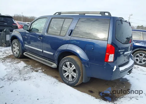 2012 Nissan Pathfinder Silver z USA, uszkodzony, nr VIN 5N1AR1NB9CC605661